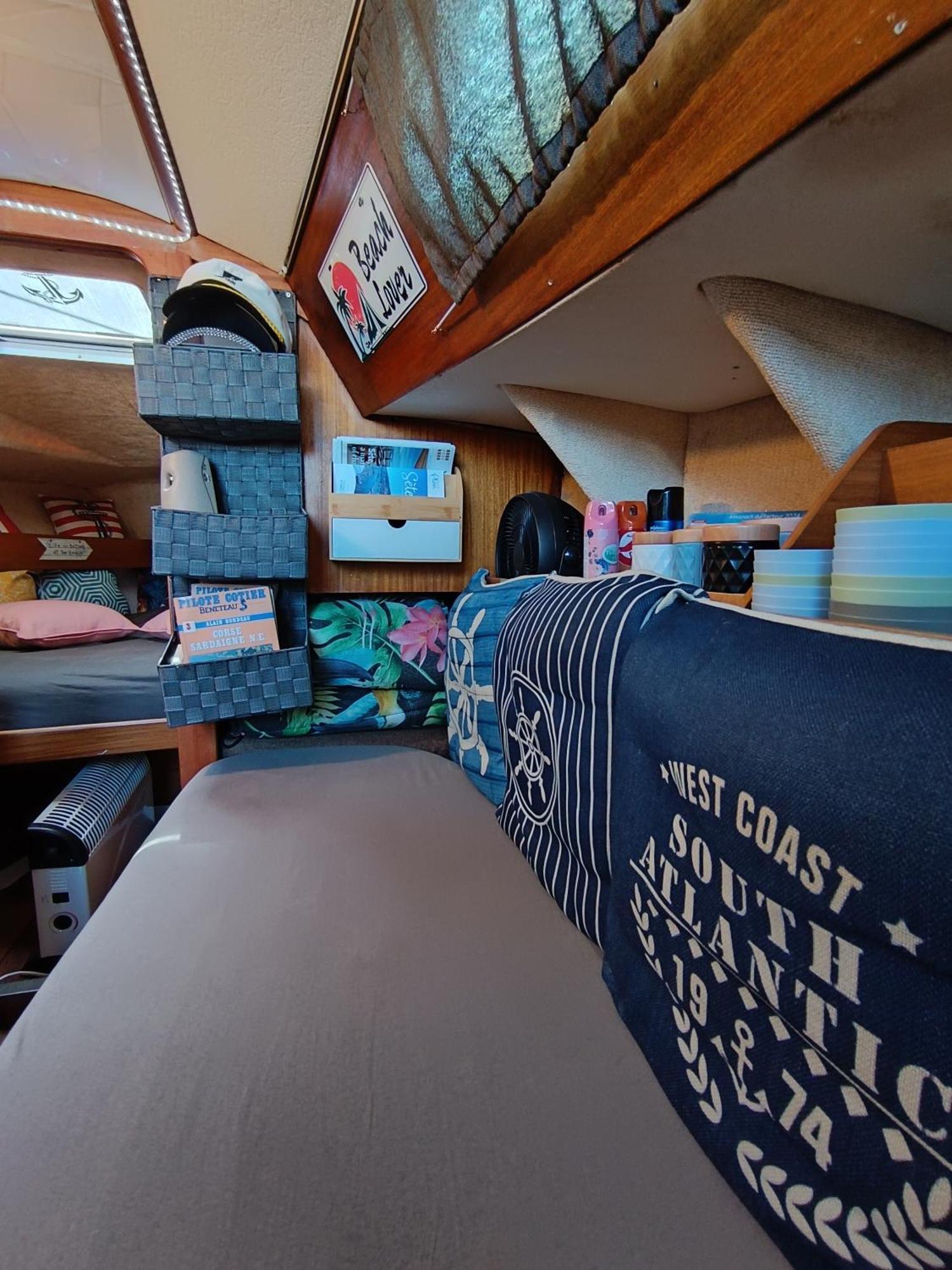 Escale à Sète nuit insolite au fil de l'eau Botel *