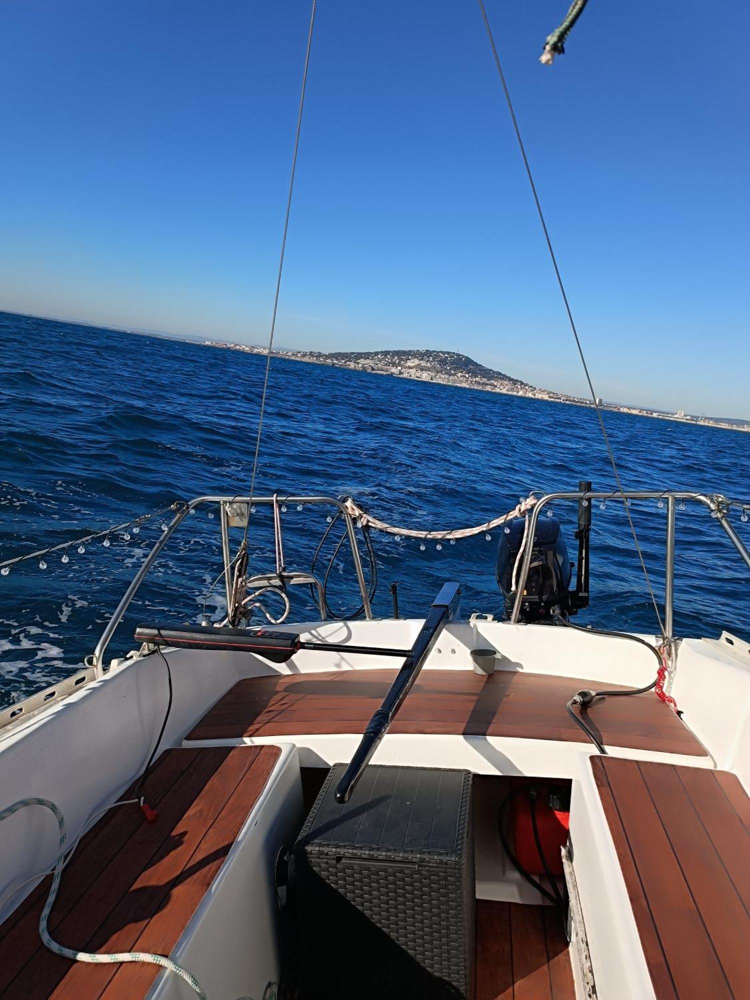 Le Nid Marin,Un Voilier Pour Deux Sete Vieux Port Botel *